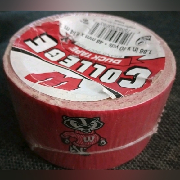 University Of Wisconsin Badgers Duck Brand Duct Tape - Picture 2 of 5